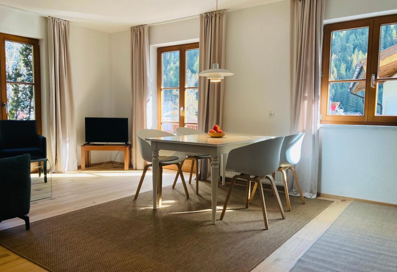 S Lois Schoenes Apartment Im 考恩台尔 外观 照片